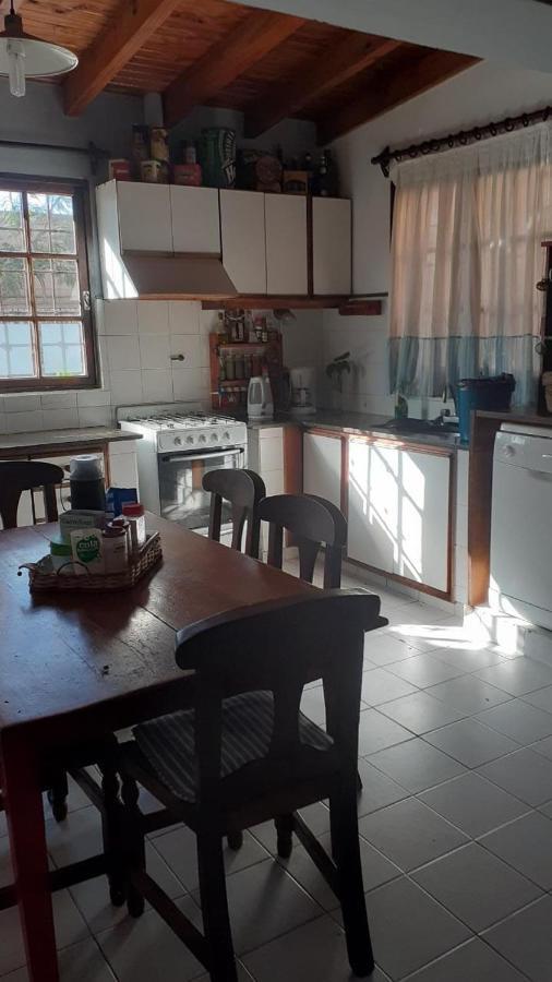 Casa Confortable - Parque Central - Estacionamiento, Patio, 3 Banos, 5 Habitaciones - La Cieneguita Eksteriør billede