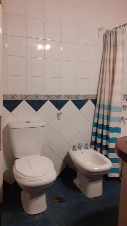Casa Confortable - Parque Central - Estacionamiento, Patio, 3 Banos, 5 Habitaciones - La Cieneguita Eksteriør billede