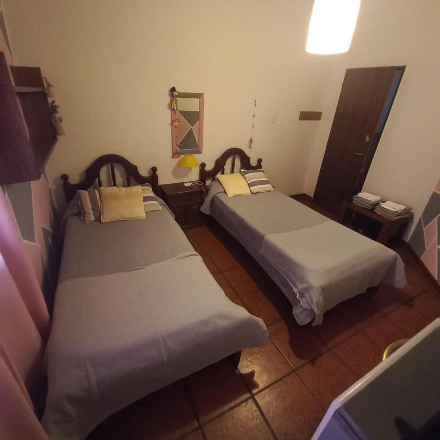 Casa Confortable - Parque Central - Estacionamiento, Patio, 3 Banos, 5 Habitaciones - La Cieneguita Eksteriør billede
