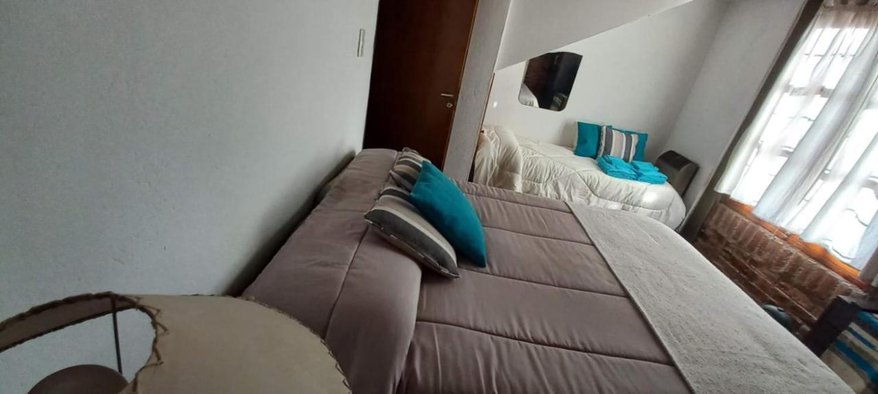 Casa Confortable - Parque Central - Estacionamiento, Patio, 3 Banos, 5 Habitaciones - La Cieneguita Eksteriør billede
