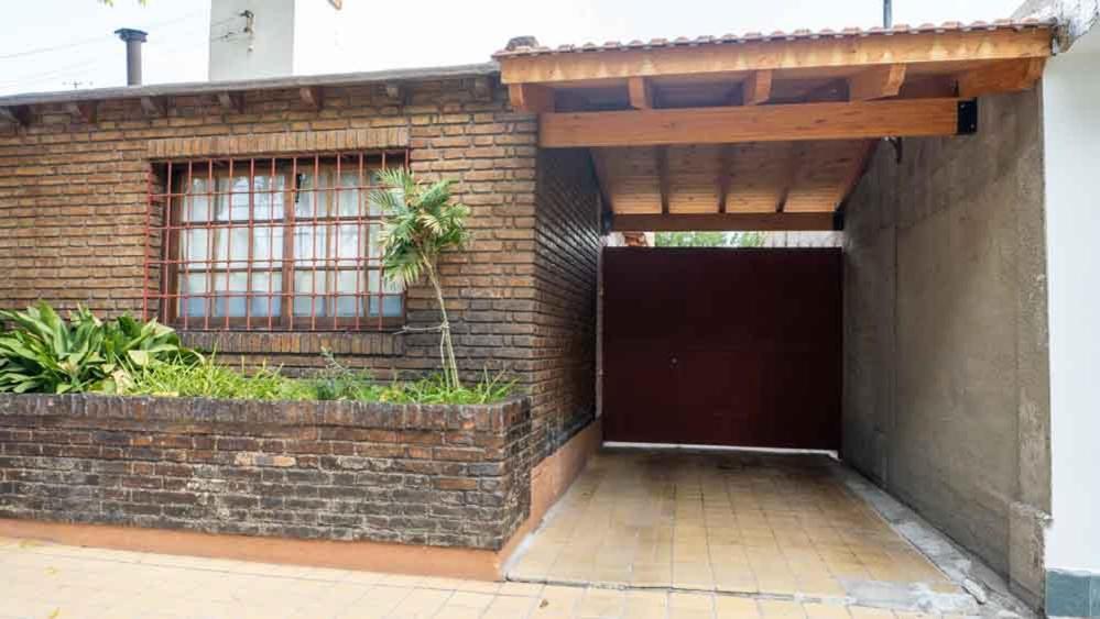 Casa Confortable - Parque Central - Estacionamiento, Patio, 3 Banos, 5 Habitaciones - La Cieneguita Eksteriør billede